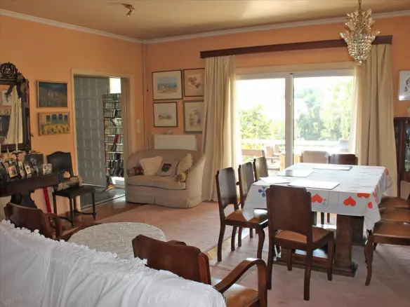 5-bedroom Maisonette In Neo Psychiko, Greece (250 M²)