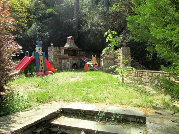 Hotel In Thasos, Greece (560 M²)