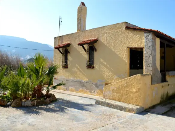 2-bedroom Detached House In Markopoulo, Greece (130 M²)
