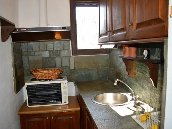 2-bedroom Detached House In Markopoulo, Greece (130 M²)