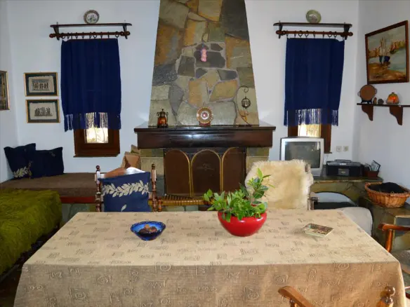 2-bedroom Detached House In Markopoulo, Greece (130 M²)