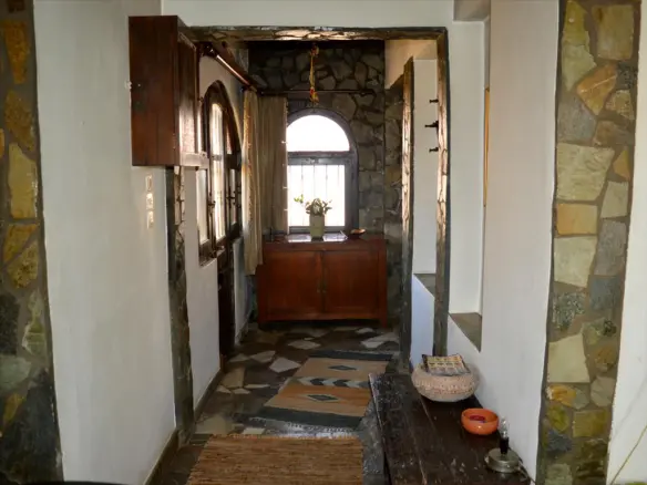 2-bedroom Detached House In Markopoulo, Greece (130 M²)