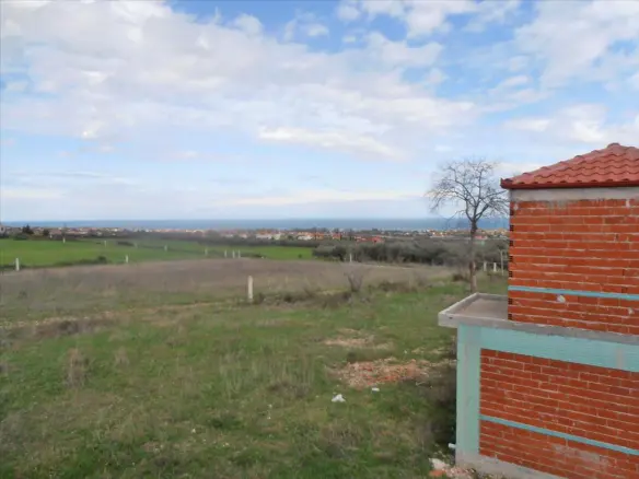 Detached House In Greece (80 M²)