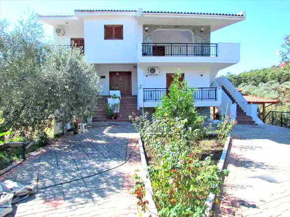 Detached House In Thasos, Greece (300 M²)