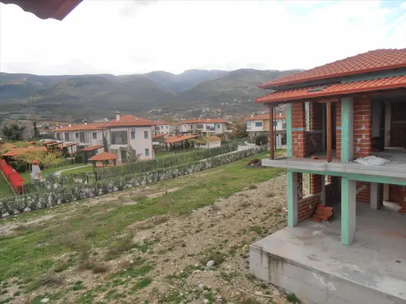 Detached House In Greece (120 M²)