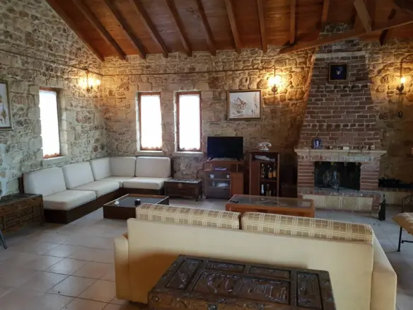 Detached House In Kassandra, Greece (170 M²)