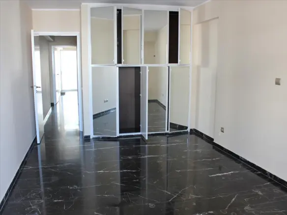 4-bedroom Flat In Palaio Faliro, Greece (213 M²)