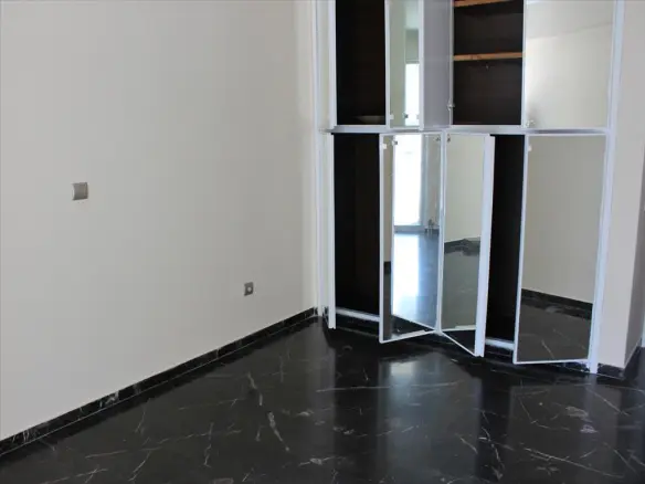 4-bedroom Flat In Palaio Faliro, Greece (213 M²)