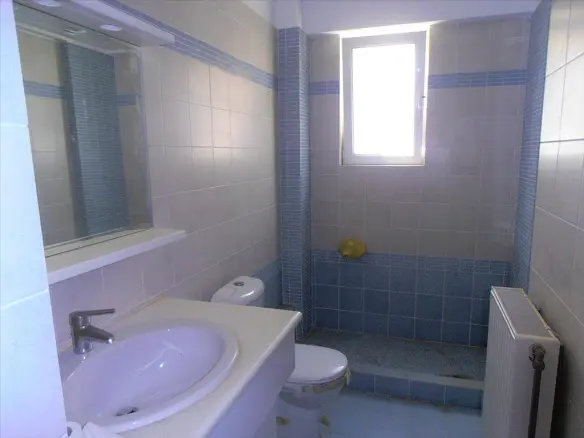 4-bedroom Flat In Greece (175 M²)