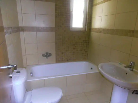 4-bedroom Flat In Greece (175 M²)