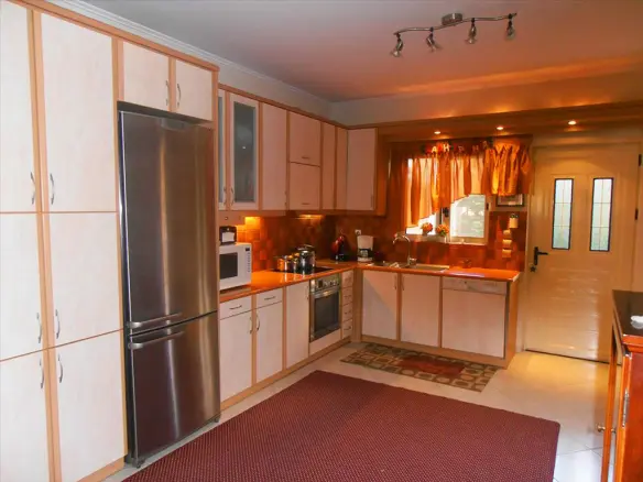 5-bedroom Detached House In Artemida (loutsa), Greece (330 M²)