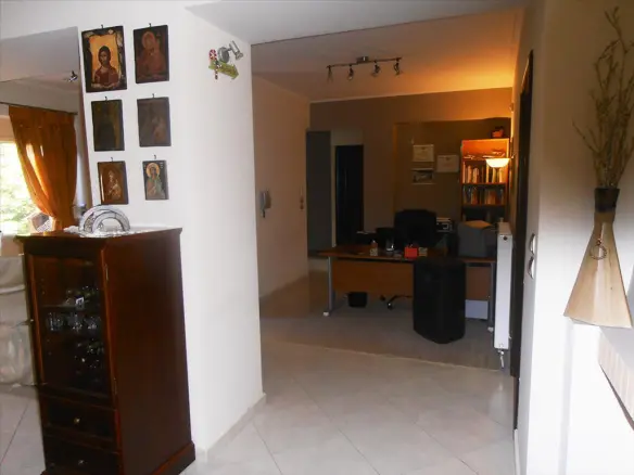 5-bedroom Detached House In Artemida (loutsa), Greece (330 M²)