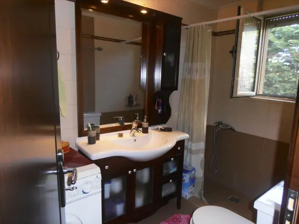 5-bedroom Detached House In Artemida (loutsa), Greece (330 M²)