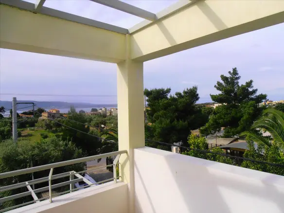 Detached House In Greece (670 M²)
