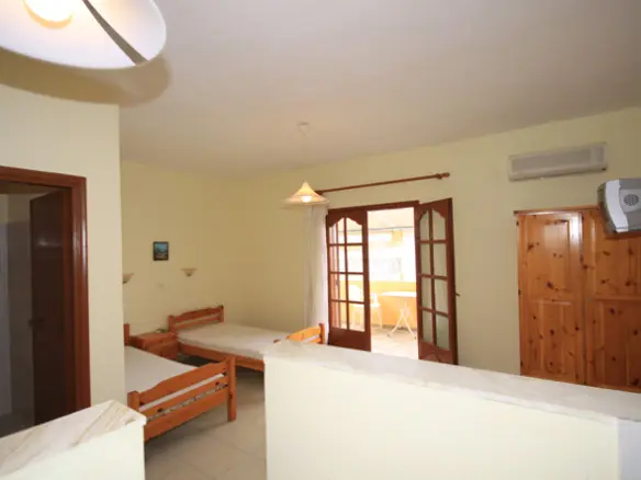Hotel In Sithonia, Greece (350 M²)