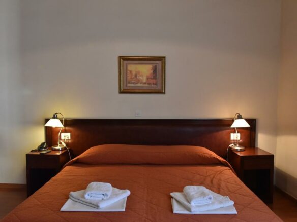 Hotel In Aidipsos, Greece (1.500 M²)