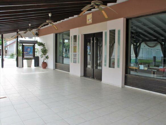 Hotel In Kolindros, Greece (600 M²)