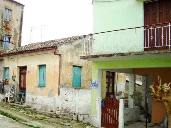 Detached House In Corfu, Greece (215 M²)