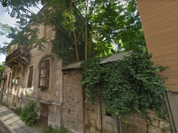 Building In Ioannina, Greece (247 M²)