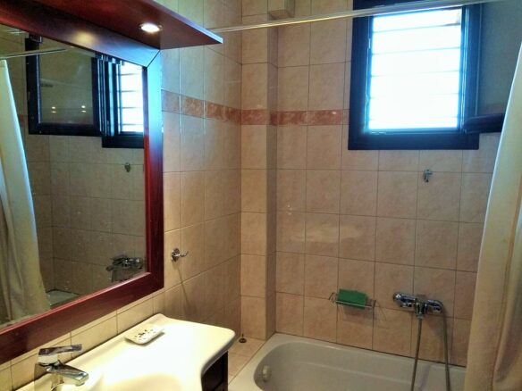6-bedroom Detached House In Nea Propontida, Greece (400 M²)