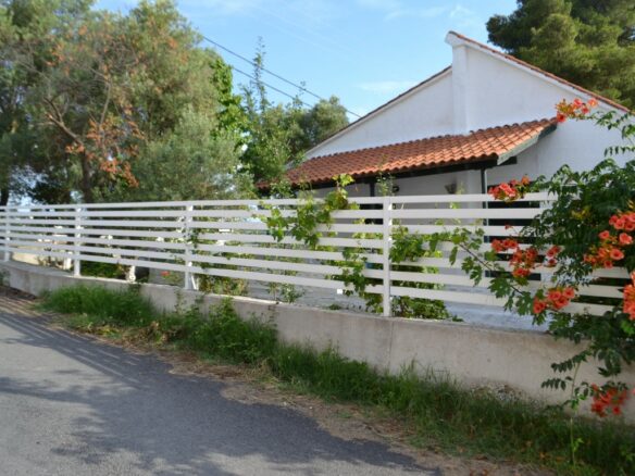 2-bedroom Detached House In Kassandra, Greece (90 M²)