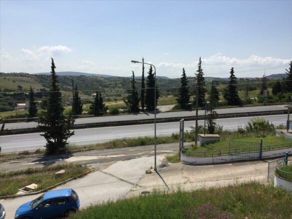 Commercial Property In Greece (1.120 M²)