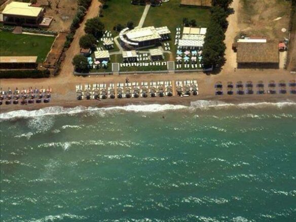 Business In Paralia, Greece (6.000 M²)