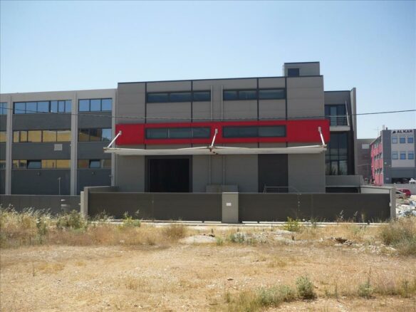 2055 M² Commercial Building Located In Attica Region