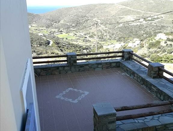Detached 165 M² Home Located In The Cyclades Region