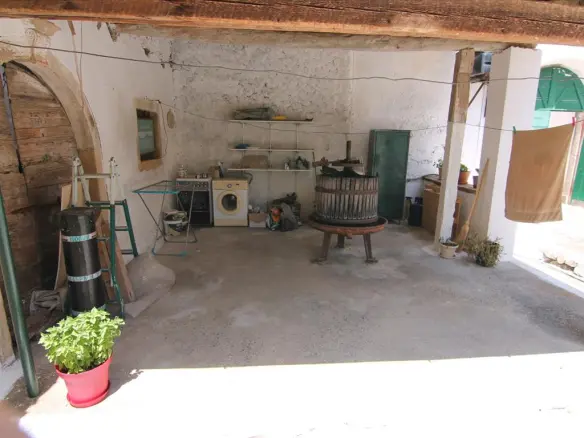 5-bedroom Detached House In Corfu, Greece (300 M²)