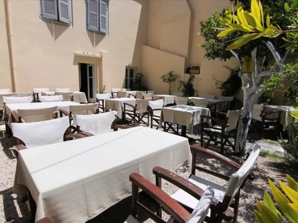 Business In Corfu, Greece (270 M²)