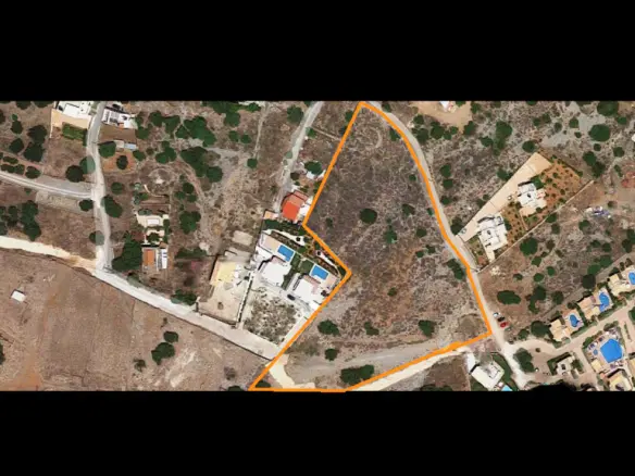 Land In Chersonisos, Greece