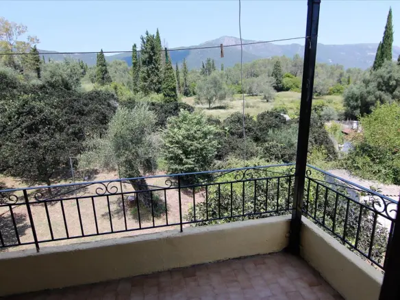 Detached House In Corfu, Greece (220 M²)