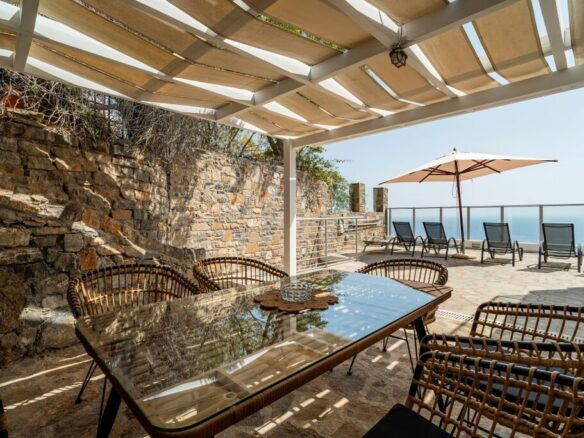 4-bedroom Villa In Agios Nikolaos, Greece (280 M²)