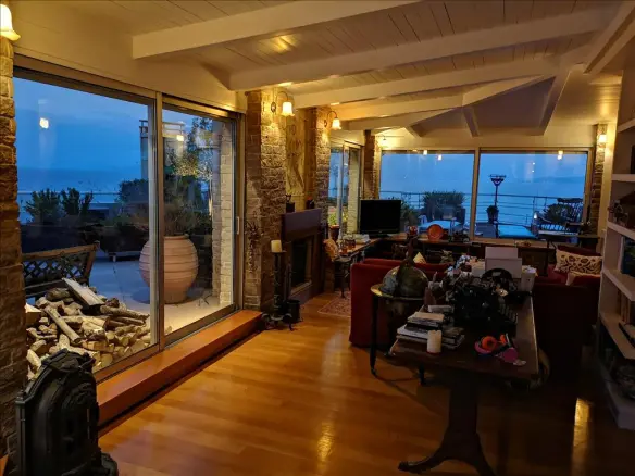 3-bedroom Duplex In Palaio Faliro, Greece (205 M²)