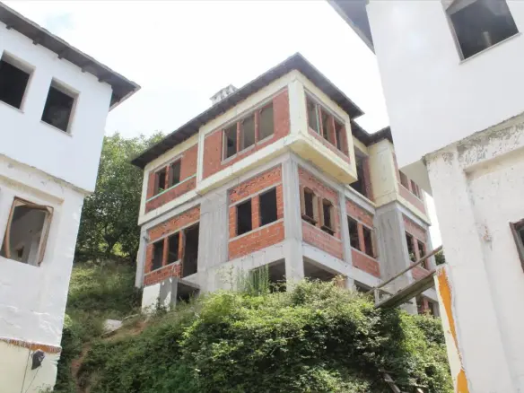 Detached House In Milies, Greece (210 M²)