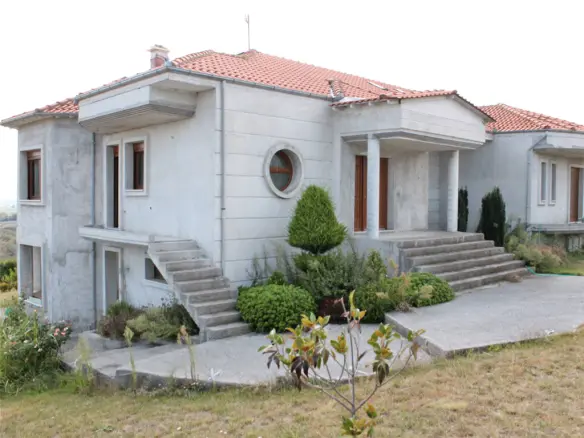 6-bedroom Villa In Katerini, Greece (500 M²)