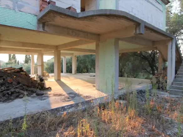 Detached House In Corfu, Greece (250 M²)