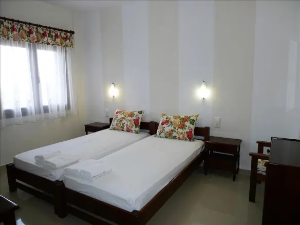 Hotel In Sithonia, Greece (500 M²)