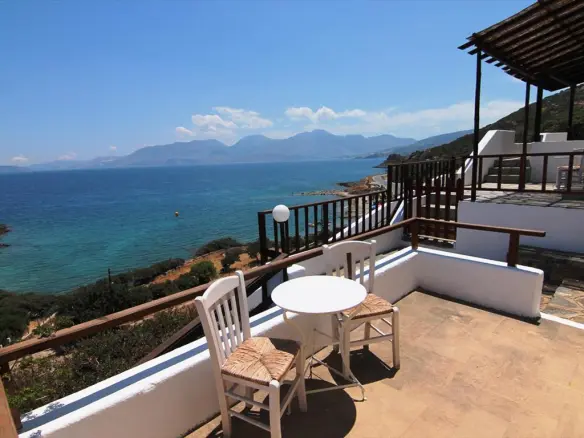 Hotel In Agios Nikolaos, Greece (3.000 M²)