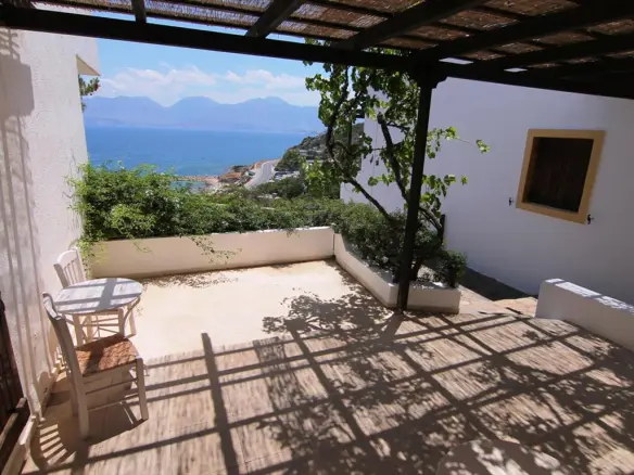 Hotel In Agios Nikolaos, Greece (3.000 M²)