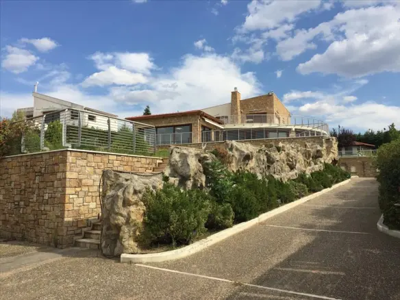 5-bedroom Villa In Panorama, Greece (740 M²)