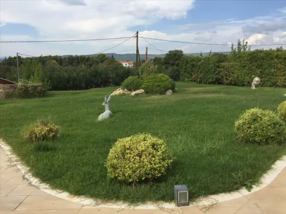 5-bedroom Villa In Panorama, Greece (740 M²)