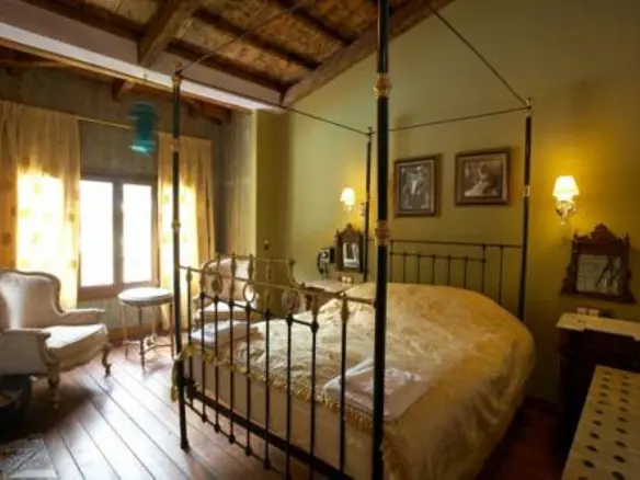 Hotel In Kalampaka, Greece (4.000 M²)