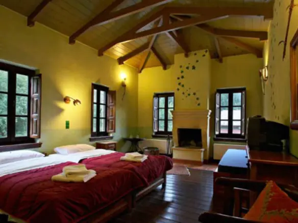 Hotel In Kalampaka, Greece (4.000 M²)