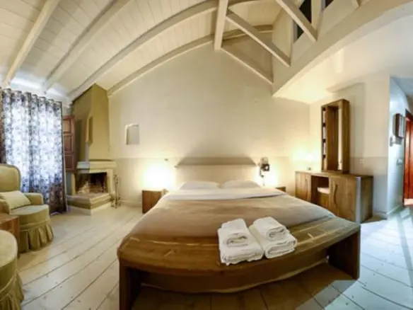Hotel In Kalampaka, Greece (4.000 M²)