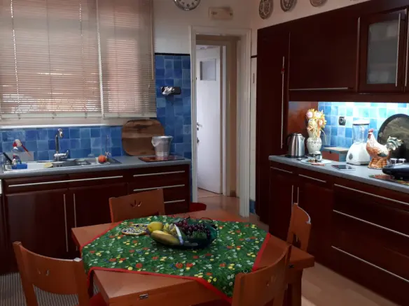 3-bedroom Flat In Athens – Center – Center, Greece (240 M²)