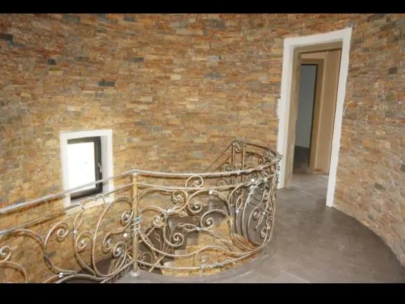 4-bedroom Villa In Eleitheres, Greece (340 M²)