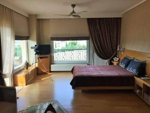 6-bedroom Detached House In Thermi, Greece (440 M²)