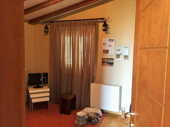 6-bedroom Detached House In Thermi, Greece (440 M²)